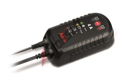 AEG Nab�je�ka bateri� s mikroprocesorem 4A DO AEG97016, 97016