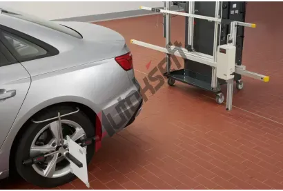 BOSCH DIAGNOSTICS Kalibrační sada, asistenční systém řidiče BOD 1 688 132 056, 1 688 132 056 BOSCH DIAGNOSTICS Kalibrační sada, asistenční systém řidiče BOD 1 688 132 056, 1 688 132 056