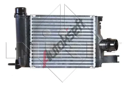 NRF Chladi vzduchu intercooler NRF 30379, 30379
