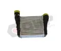 Chladič vzduchu intercooler QWP ‐ QWP WIC137  Chladič vzduchu intercooler QWP ‐ QWP WIC137
