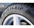 Goodyear Ultra Grip 8